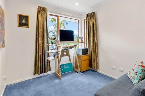 Photo of property in 69 Roberta Crescent, Orewa, 0931