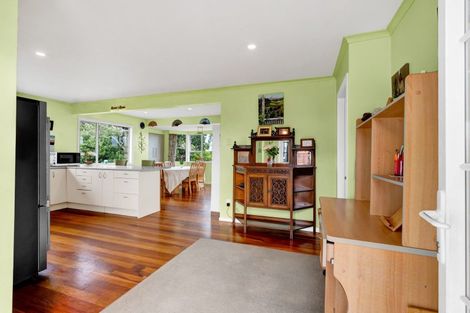 Photo of property in 13f York Crescent, Westown, New Plymouth, 4310