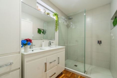 Photo of property in 45a Butley Drive, Farm Cove, Auckland, 2012