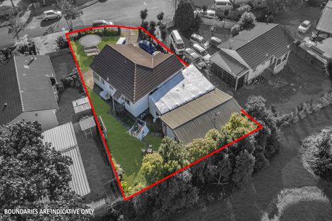 Photo of property in 9 Balwyn Place, Clendon Park, Auckland, 2103