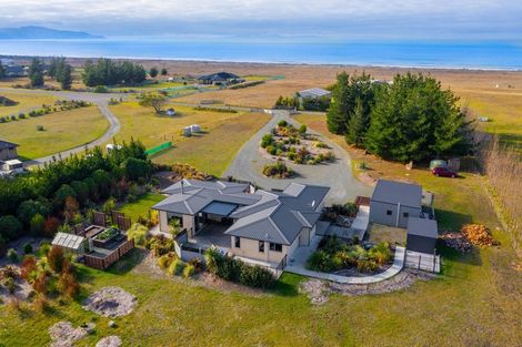 Photo of property in 46 Ocean View Crescent, Rarangi, Blenheim, 7273