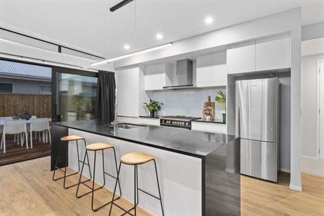 Photo of property in 31 Colpoma Close, Papamoa Beach, Papamoa, 3118