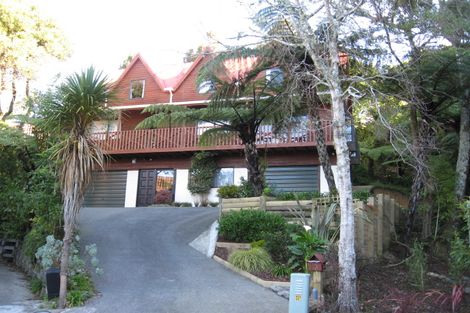 Photo of property in 43 Homewood Crescent, Karori, Wellington, 6012