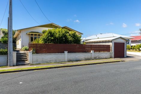 Photo of property in 65 Record Street, Fitzroy, New Plymouth, 4312