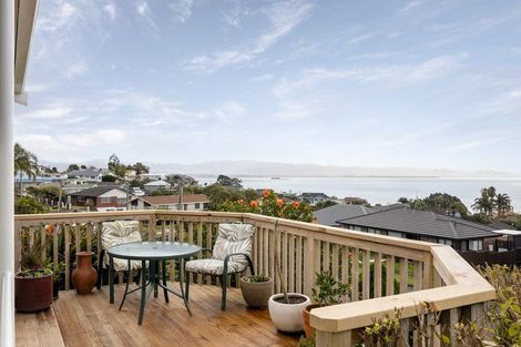 Photo of property in 5 Vivian Drive, Omokoroa, 3114