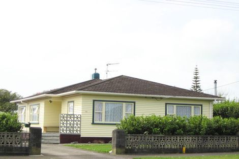 Photo of property in 68 Blake Street, Waitara, 4320