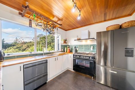 Photo of property in 1154e State Highway 2, Te Marua, Upper Hutt, 5018