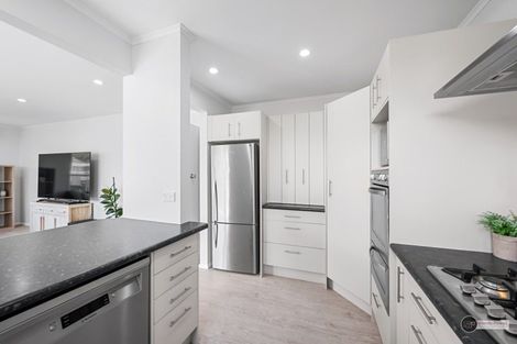 Photo of property in 11 Rimu Street, Naenae, Lower Hutt, 5011