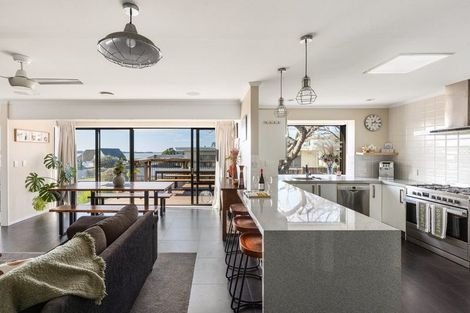 Photo of property in 26 Forrester Drive, Welcome Bay, Tauranga, 3112