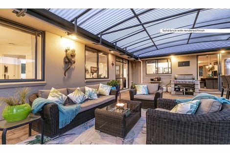 Photo of property in 17 Matija Place, Red Beach, 0932