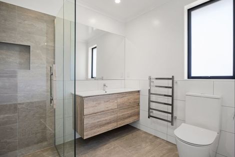 Photo of property in 120 Hitchen Road, Pokeno, 2402