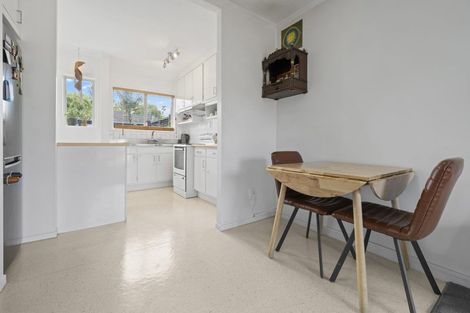 Photo of property in 5/1 Ribblesdale Road, Henderson, Auckland, 0612