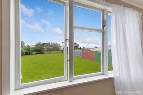 Photo of property in 172 Puriri Street, Castlecliff, Whanganui, 4501