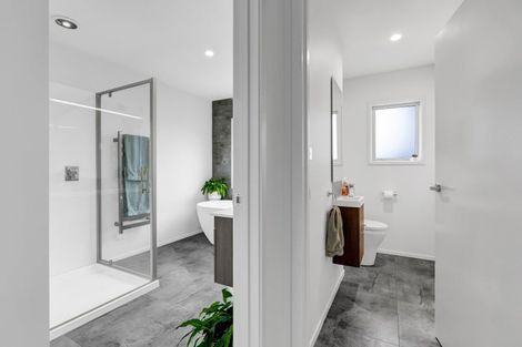 Photo of property in 73 Hine Street, New Plymouth, 4310