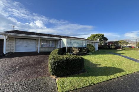 Photo of property in 1 Evelyn Place, Welbourn, New Plymouth, 4310