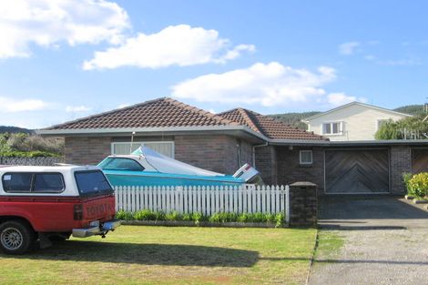 Photo of property in 204 Barrowclough Road, Whangamata, 3620