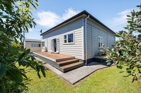 Photo of property in 6 A'court Street, Sanson, 4817