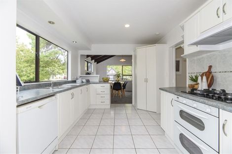 Photo of property in 1 Kallista Place, Browns Bay, Auckland, 0630