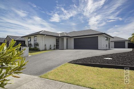 Photo of property in 14 Kelly Road, Riverhead, 0820