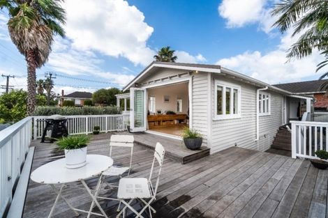 Photo of property in 8 Stone Street, Hauraki, Auckland, 0622