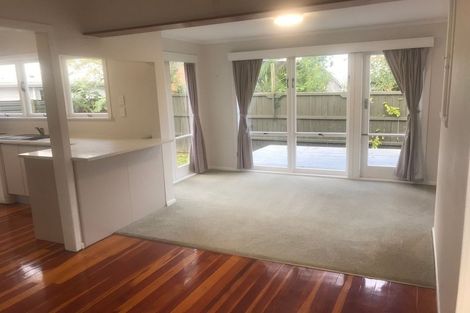 Photo of property in 2/20 Tonar Street, Northcote, Auckland, 0627