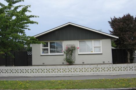 Photo of property in 34 Waratah Street, Avondale, Christchurch, 8061