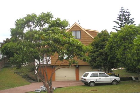 Photo of property in 5 Newport Place, Forrest Hill, Auckland, 0620