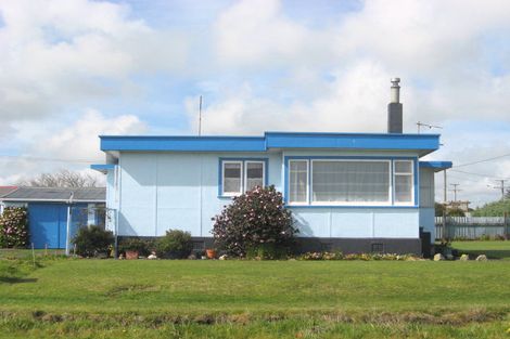 Photo of property in 52 Richmond Street, Waitara, 4320