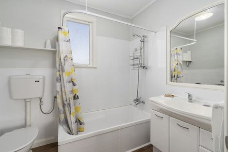 Photo of property in 7 Milne Street, Sanson, 4817