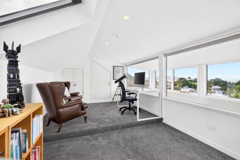 Photo of property in 12a Albert Road, Devonport, Auckland, 0624
