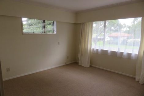 Photo of property in 2/1 Bramley Drive, Farm Cove, Auckland, 2012