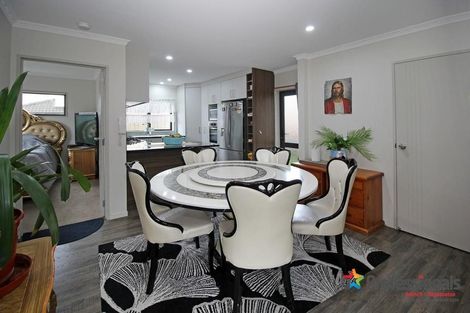 Photo of property in 16 Earlsworth Road, Mangere East, Auckland, 2024