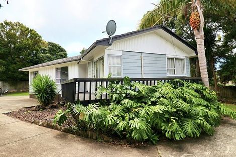 Photo of property in 71 Casuarina Road, Half Moon Bay, Auckland, 2012