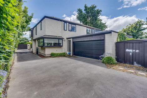 Photo of property in 1/52 Aikmans Road, Merivale, Christchurch, 8014