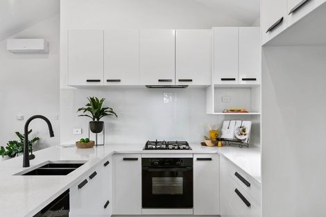 Photo of property in 54d Te Atatu Road, Te Atatu South, Auckland, 0610