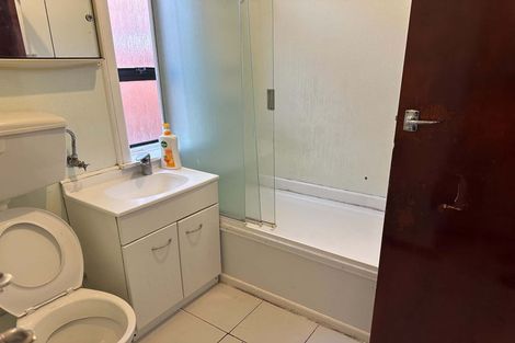 Photo of property in 82 Kauri Street, Miramar, Wellington, 6022