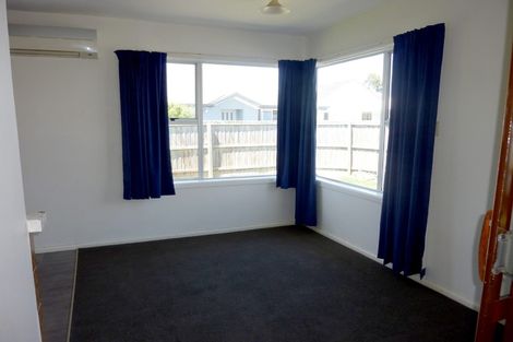 Photo of property in 4 Milnebank Street, Upper Riccarton, Christchurch, 8041