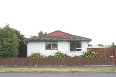 Photo of property in 1/58 Inwoods Road, Parklands, Christchurch, 8083