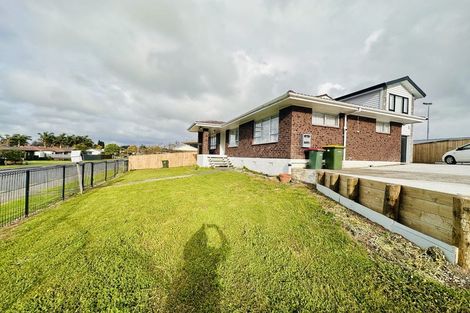 Photo of property in 86 Rosehill Drive, Rosehill, Papakura, 2113
