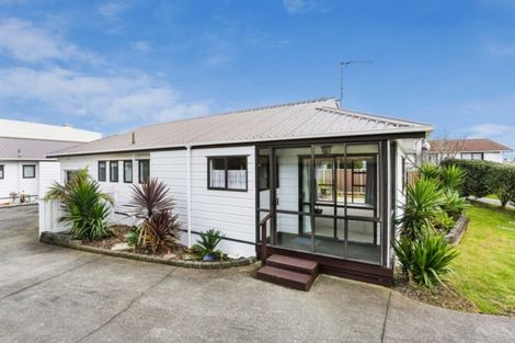 Photo of property in 22a Churchill Terrace, Waiuku, 2123