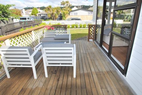 Photo of property in 5 Ruru Crescent, Heretaunga, Upper Hutt, 5018