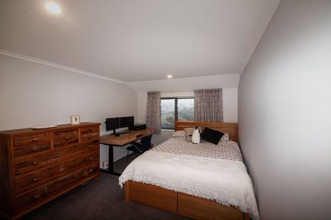 Photo of property in 227 Mark Avenue, Grenada Village, Wellington, 6037