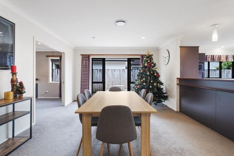 Photo of property in 14 Mirbeck Avenue, Cambridge, 3434