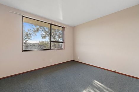 Photo of property in 1b Tamarisk Place, Parklands, Christchurch, 8083
