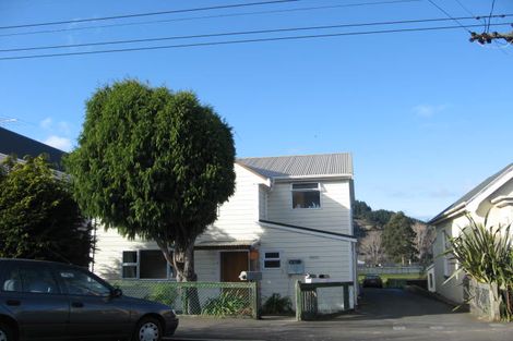 Photo of property in 121 Harbour Terrace, North Dunedin, Dunedin, 9016