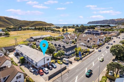 Photo of property in 6/35 Mana Esplanade, Paremata, Porirua, 5026