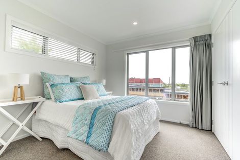 Photo of property in 9/19 Ruakiwi Road, Hamilton Lake, Hamilton, 3204