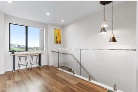 Photo of property in 36 Pohewa Road, Silverdale, 0932