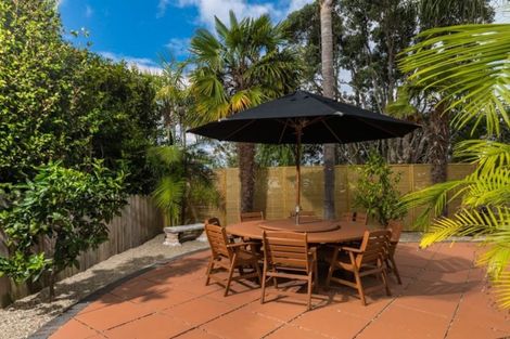 Photo of property in 1/3 Auld Street, Torbay, Auckland, 0630