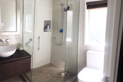 Photo of property in 14 Shannon Place, Torbay, Auckland, 0630